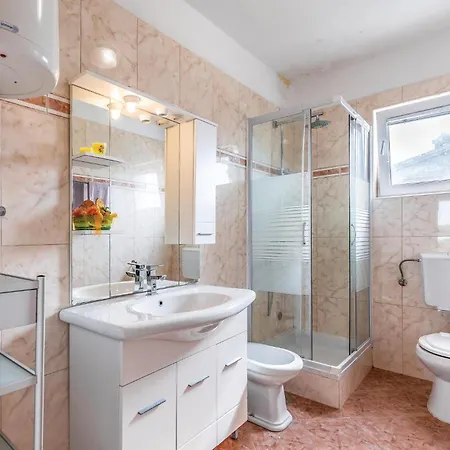 Holiday home Gorgeous Apartment In Pula With House Sea View