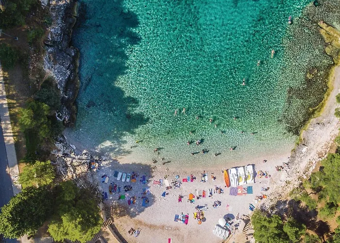 4 Bedroom Lovely In *